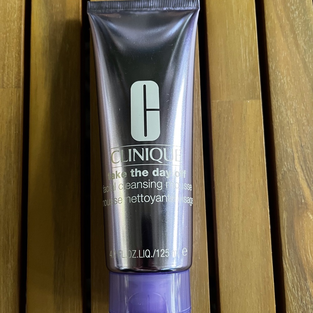 Clinique Facial Cleansing Mousse